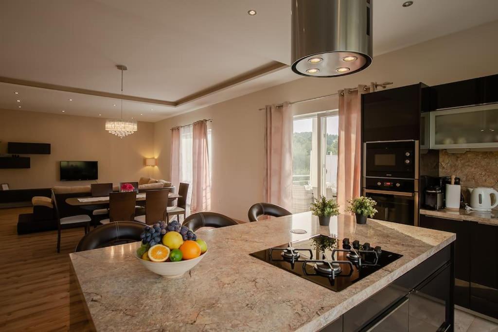 Villa Kora - Luxury Holiday Apartments Lumbarda Exterior foto